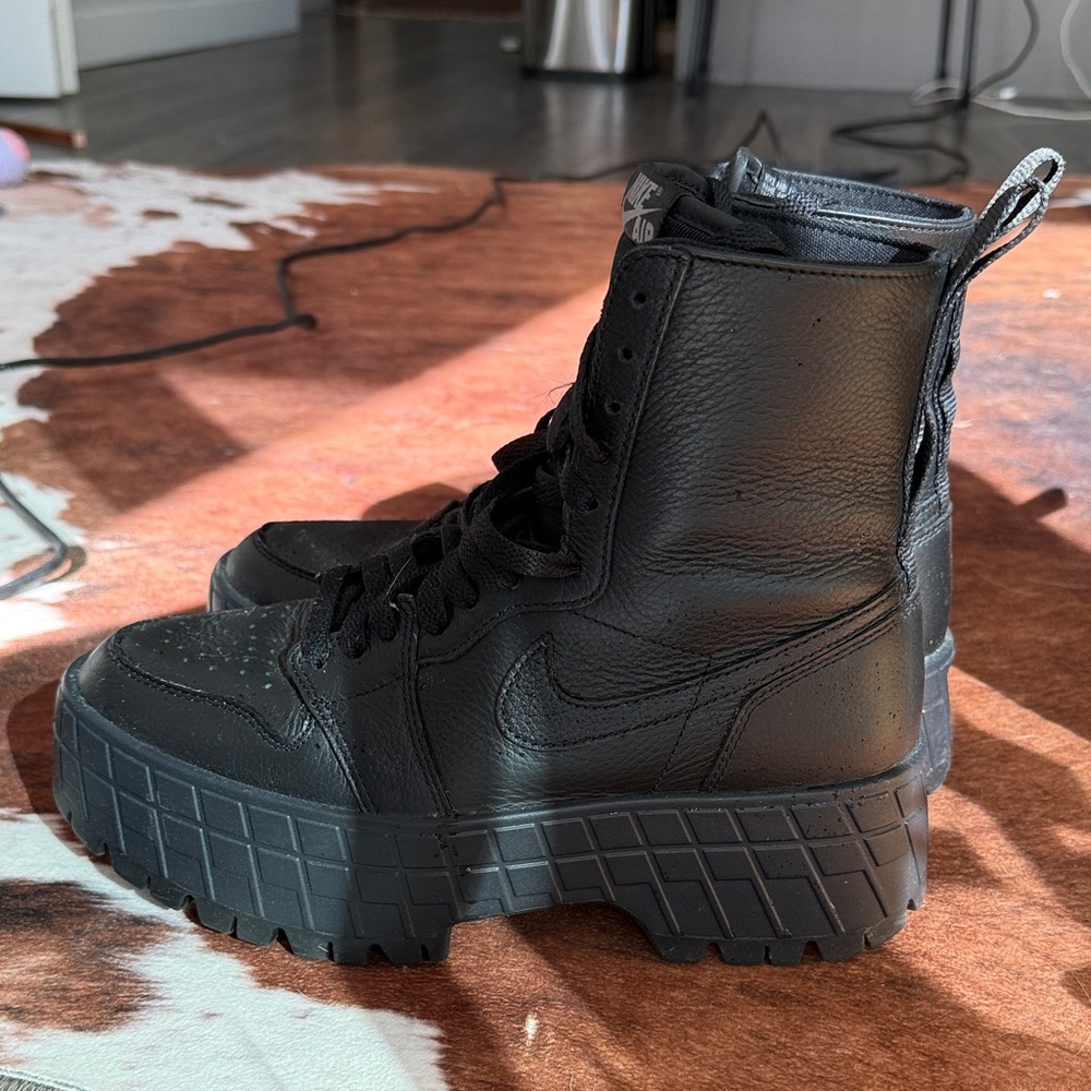 Nike Black High-Top Sneakers